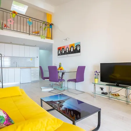 Angela Apartment