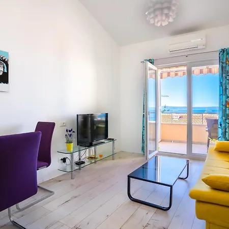 Apartment Angela Makarska
